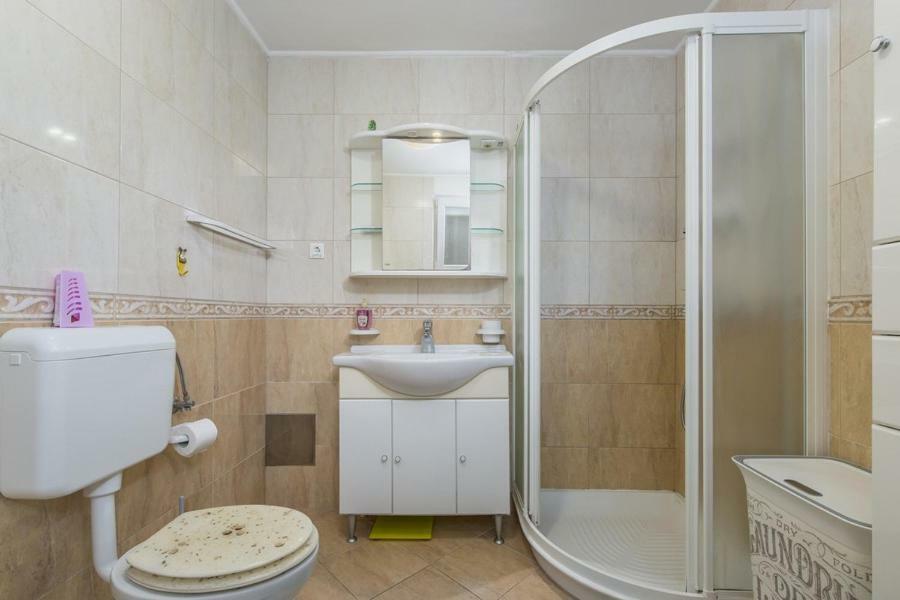 Apartment Ida Novigrad  Екстер'єр фото